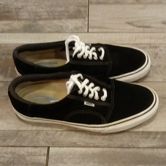 Vans Off the Walls Shoes - Picture 4 of 8